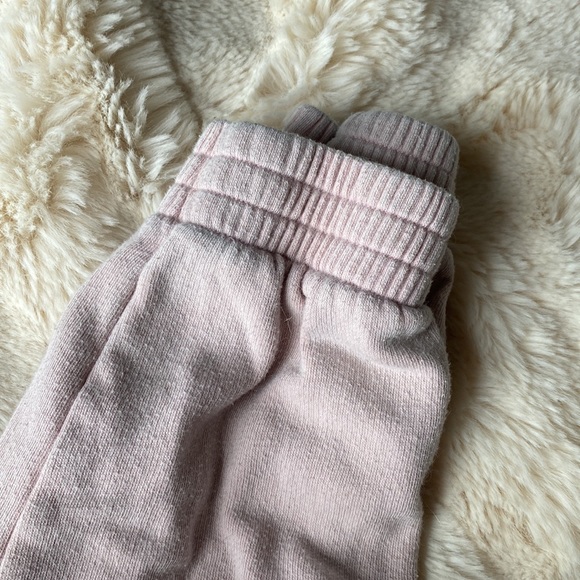 Pink VS Light Pink Sweatpants - Picture 3 of 6